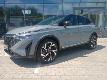 Nissan Qashqai Tekna + 4WD   2025R.<br /><small>(Samochód demonstracyjny)</small>