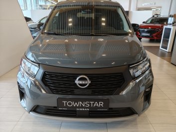 Nissan Townstar    2025R.