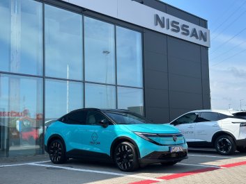 Nissan LEAF 52kwh 177 KM Advance   2026R.