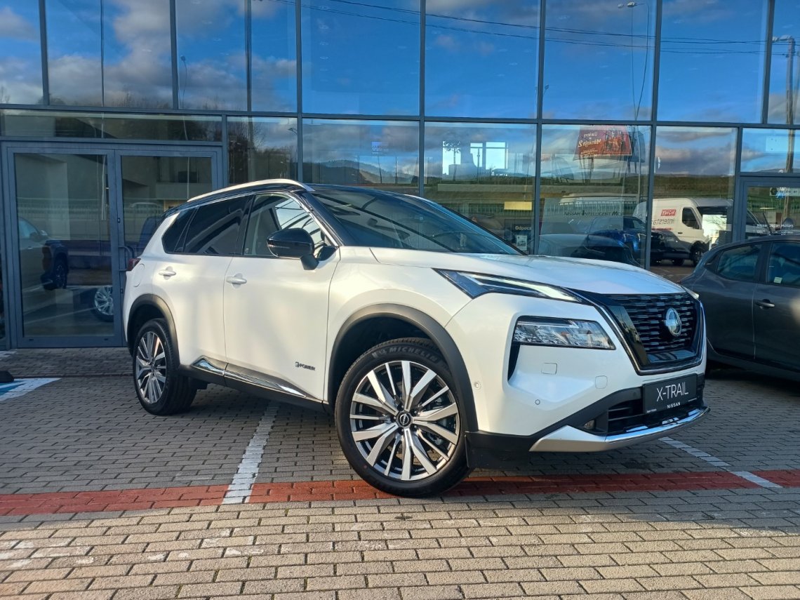 Nissan X-Trail Tekna/ Pakiet Premium/ Felgi 20/ 4WD   R.