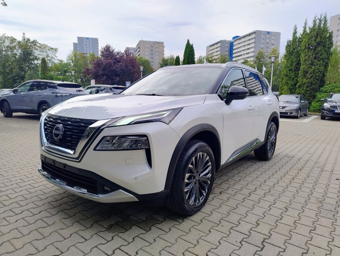 Nissan X-Trail 1,5 163 KM MHEV / Benzyna / Automat / Tekna / 2 WD   R.
